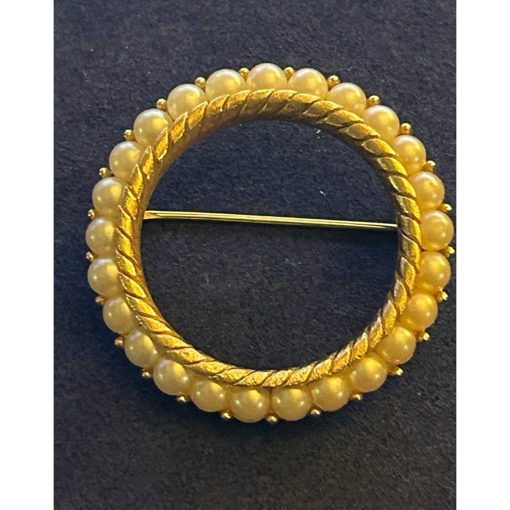 Trifari Gold Tone Crown Pearl Wreath Brooch